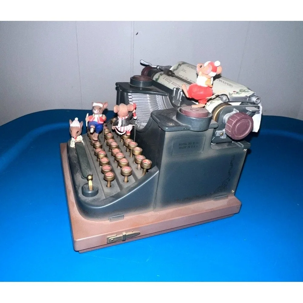 VTG‎ 1990 Enesco Typewriter Dear Santa Letter Musical Mice with Adapter & Box